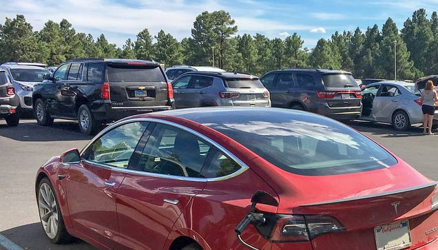 테슬라3 중고로 타는 주부의 솔직한 유지비 이야기 - San Diego - 1