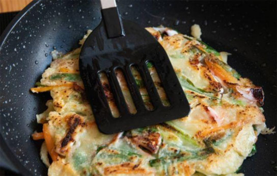 Easy Pancakes to Make on a Chilly Day: Squid and Chive Pancakes - Fairfax - 3