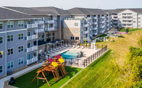 Check Construction Year and Structure Before Signing a Morgantown Condo Contract - Morgantown - 1