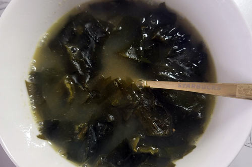 3 Dishes Made with Anchovy Stock! Seaweed Soup, Bean Sprout Soup, Egg and Green Onion Soup - New York - 1