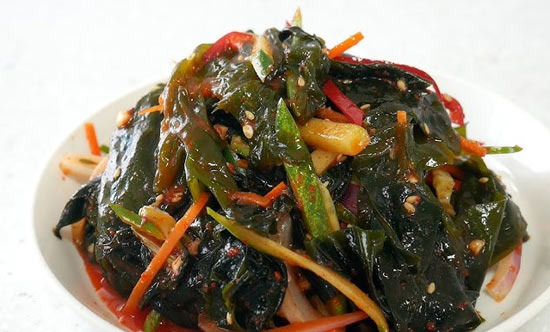 Let's Make a Refreshing and Sweet Seaweed Salad - Palisades Park - 1