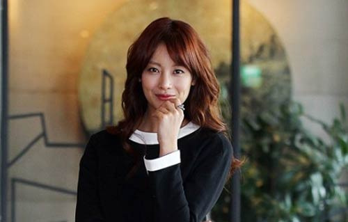 Do Female Celebrities These Days Not Think About Marriage Even Approaching Forty? - Buena Park - 1