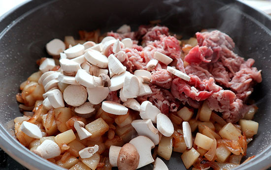 카레 대신 딱 좋은 메뉴, 온 가족이 좋아하는 하이라이스 - Seattle - 2