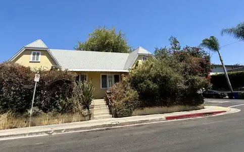 Make Quick Decisions When a Good House Appears for Purchase - Los Angeles - 1
