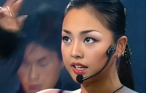 A Comeback After 26 Years? The Singer Kwon So-young Who Was Ahead of Her Time in 1999 - Houston - 1