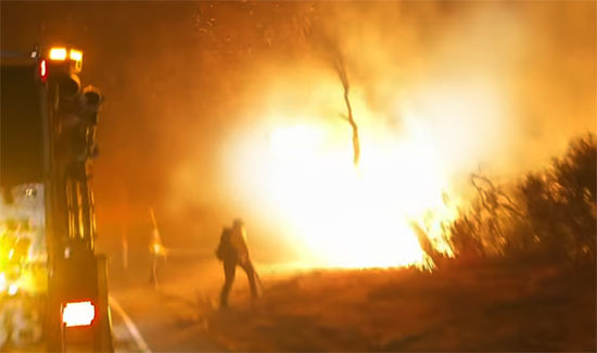 The Nightmare of the Palisades Fire is Still Fresh, and Now Malibu is Burning. - Santa Monica - 1