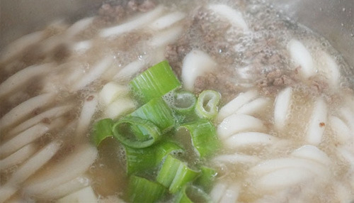 One Pack of Bone Broth is Enough: A Quick Tteokguk Recipe for Busy Days - Philadelphia - 2