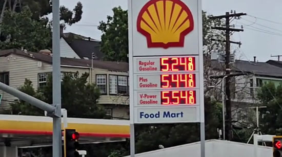 미국이 최대 산유국인데 왜 엘에이는 기름값이 비싼가? - Los Angeles - 1