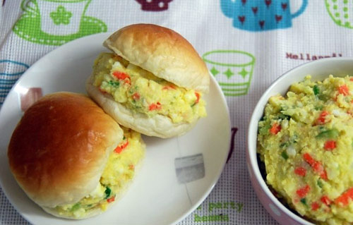 Potato Salad Bread: Delicious with Any Bread, Whether Hamburger or Sandwich! - Phoenix - 1
