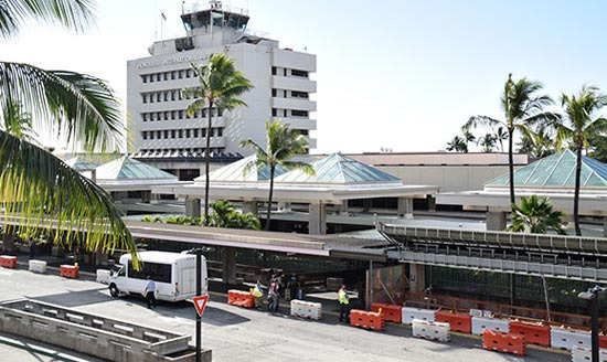 호놀룰루 공항, 민군 겸용 공항이라 그냥 휴양지 공항이 아니다 - Honolulu - 1