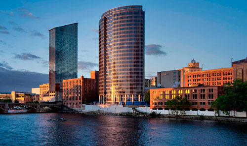 The Two Largest Hotels in Grand Rapids — Detailed Comparison of Size, Location, and Amenities - Grand Rapids - 1