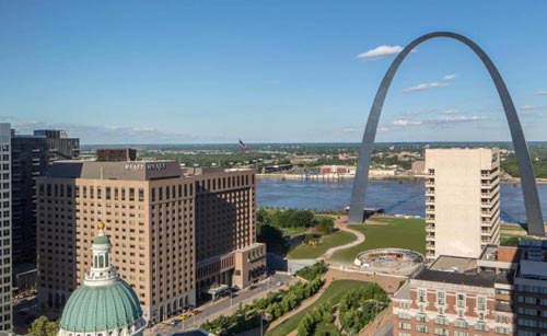 I Reviewed Two Large Hotels in St. Louis - Saint Louis - 1