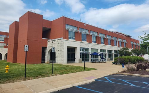 Information on Community Colleges Near St. Louis - Saint Louis - 1