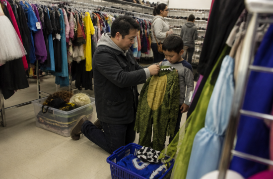 5 Ways to Solve Halloween Costume Problems Without Buying New Ones - Springfield - 1