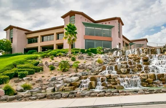 Pros and Cons of Living After Retirement in Henderson, NV - Henderson - 2