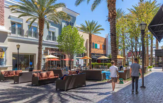 Pros and Cons of Living in Henderson from an Immigrant's Perspective - Henderson - 1