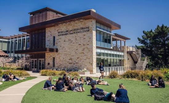 Santa Catalina School: A Prestigious All-Girls Private High School in Monterey - Monterey - 1