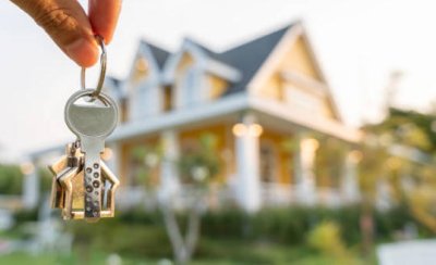 Differences in Loans Between Downtown and Suburbs in Burlington - Burlington - 1