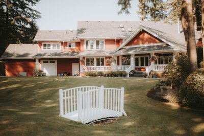 The median home price in Lynnwood for 2026 is approximately 0,000, showing a slight decline from the previous year - Lynnwood - 1