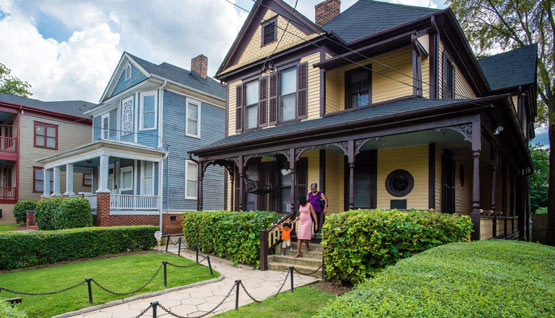 Information on Martin Luther King Jr.'s Birthplace and Civil Rights Sites - Atlanta - 1