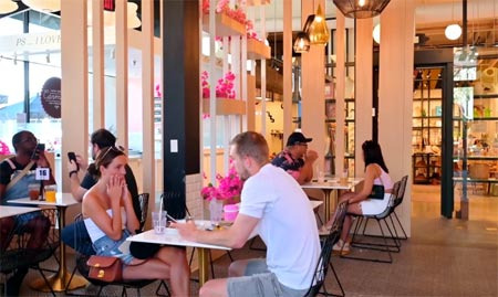 Palm Springs City Image: From Rat Pack Legacy to LGBTQ+ - Palm Springs - 1