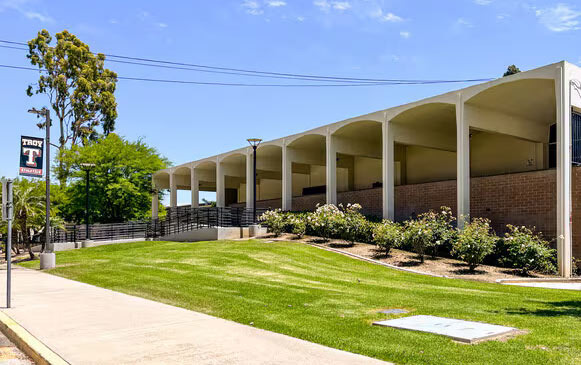 Analysis of the Troy High School District Preferred by Korean Families - Fullerton - 2