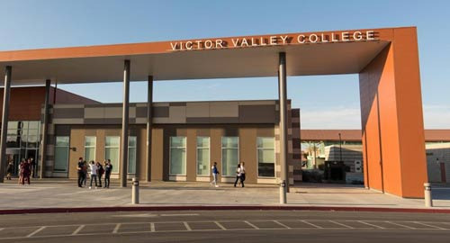 Public Victor Valley College in Victorville - Victorville - 1