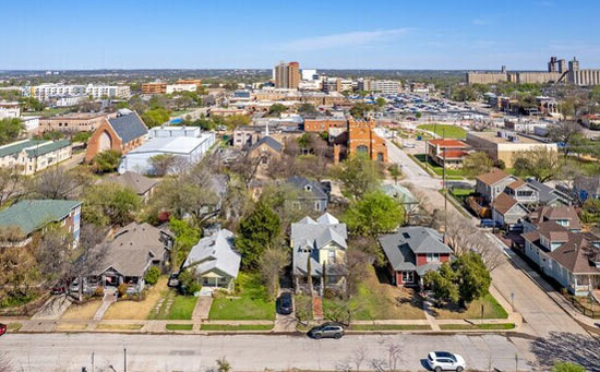 Neighborhood Safety Insights to Know Before Moving to Fort Worth - Fort Worth - 1