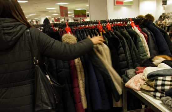 How Much Can You Save by Buying Winter Clothes at the End of the Season and Storing Them for a Year? - Blue Bell - 1