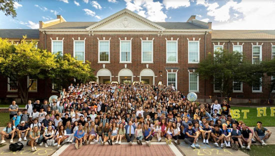 Highland Park High School: The Pride of Dallas' Affluent School District - Dallas - 3