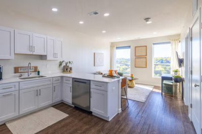 Should You Move to a Condo After Retirement in Pasadena? - Pasadena - 1