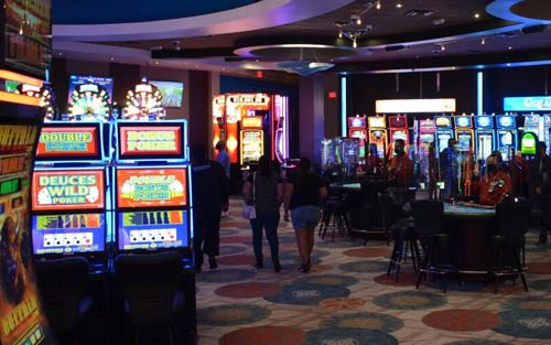 Why Tucson Has Over 1,300 Slot Machines in Its Casinos - Tucson - 2