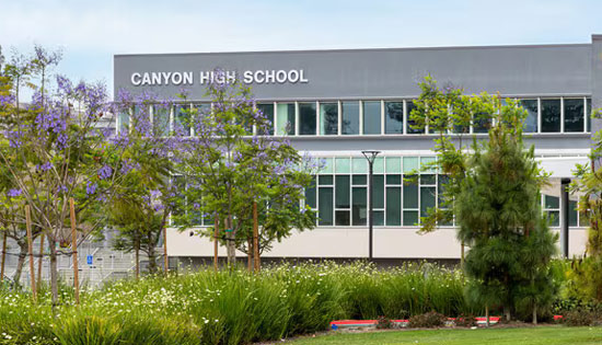 애너하임 공립 고교 Canyon High School 정보 - Anaheim - 1