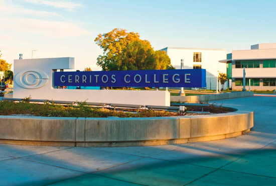 다우니 옆에 있는 가성비 최강 세리토스 칼리지  - Downey - 1