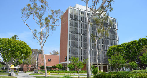 37,000 Students at California State University, Long Beach - Long Beach - 1