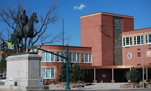 Please Tell Me About Good Neighborhoods in Colorado Springs School District - Colorado Springs - 1