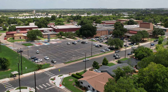Characteristics and School District Information of the Top Three Public High Schools in Austin - Austin - 1