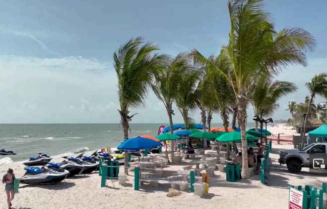 Living in Fort Myers: Pros and Cons - Fort Myers - 1