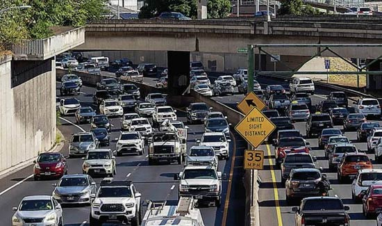 Why Locals Avoid Tourist Spots in Hawaii During Peak Season - Honolulu - 2
