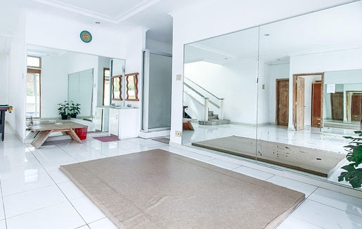 Houses in Honolulu: You Can Buy If Your Annual Income Exceeds $150,000 - Honolulu - 1