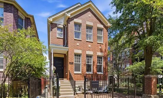 Reasons Why Chicago's Average Household Income is Lower Than the National Average - Chicago - 2